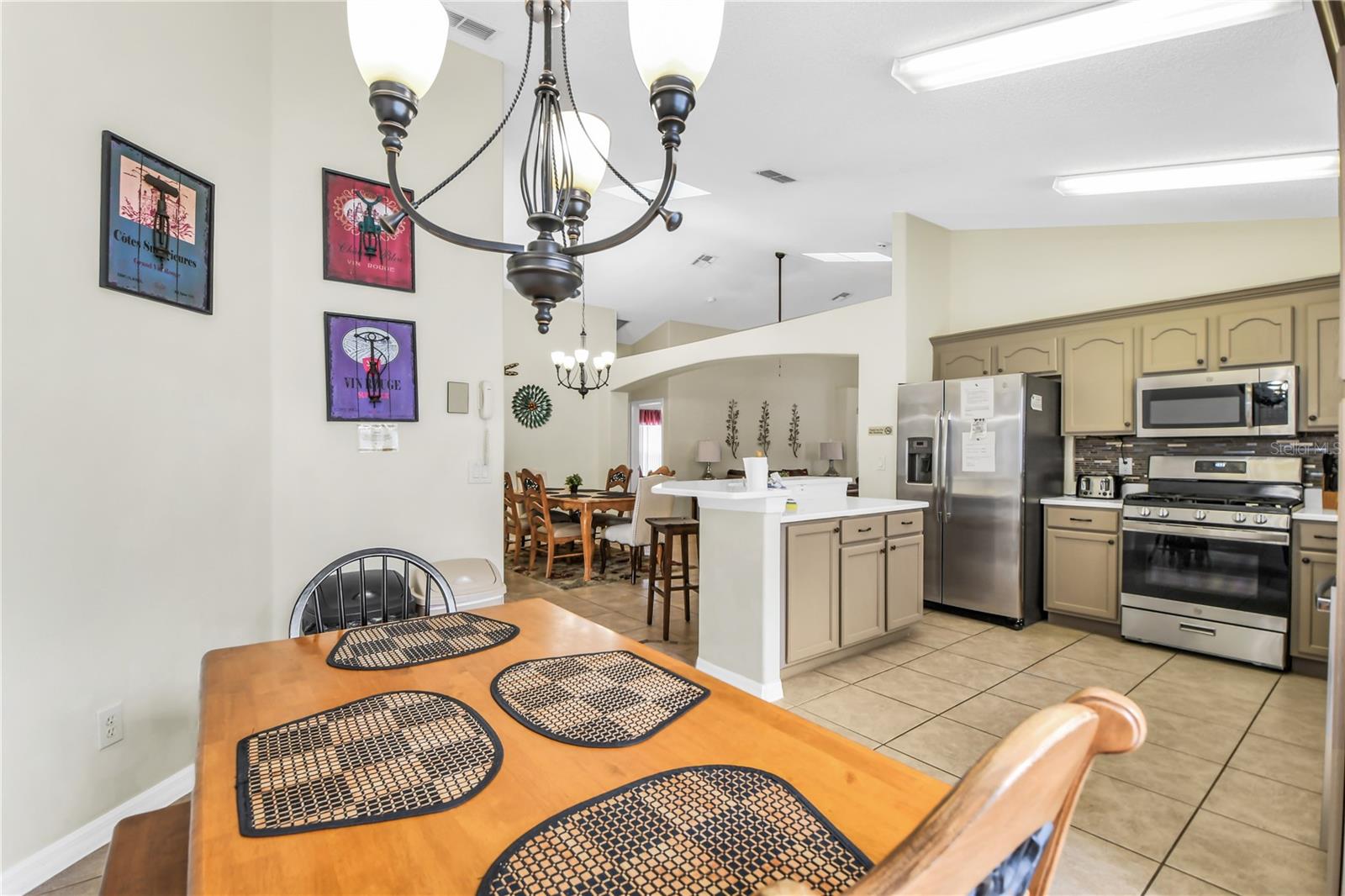 Image 13 of 44 For 2551 Oneida Loop