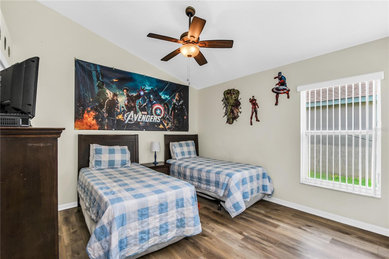 Image 21 of 44 For 2551 Oneida Loop