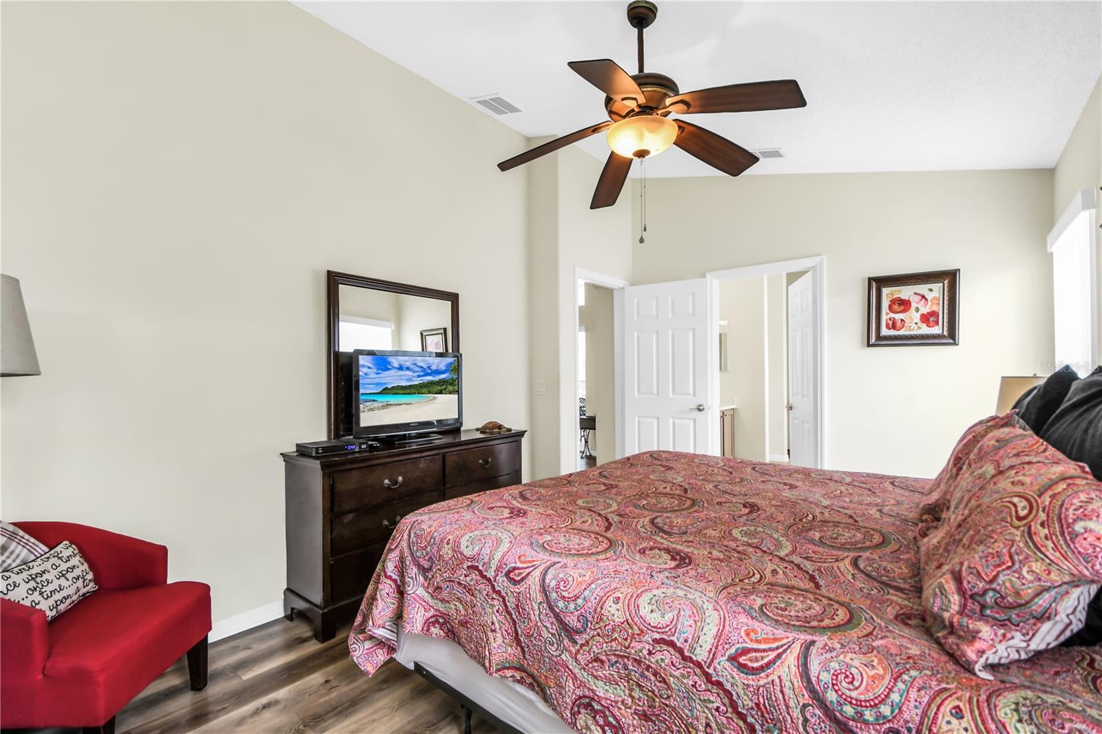 Image 25 of 44 For 2551 Oneida Loop