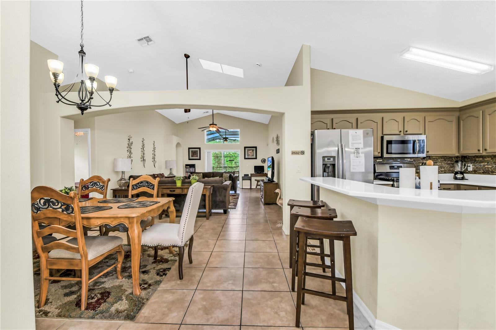 Image 9 of 44 For 2551 Oneida Loop