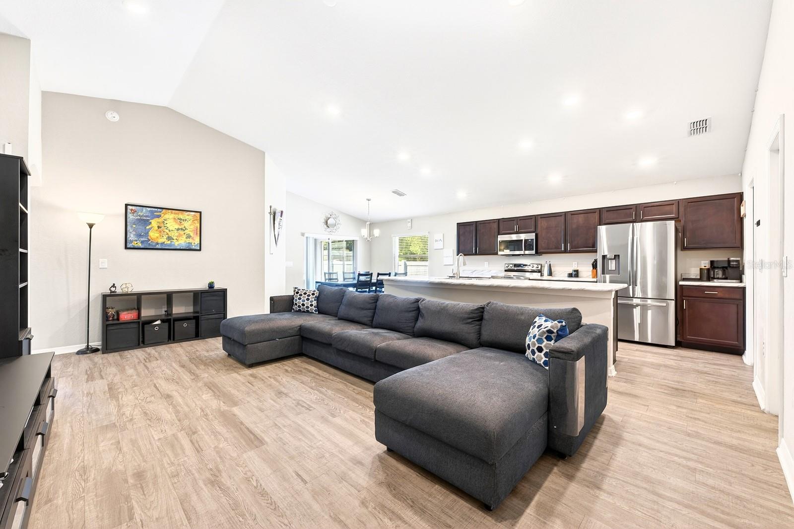 Image 4 of 26 For 6348 Gardner Drive