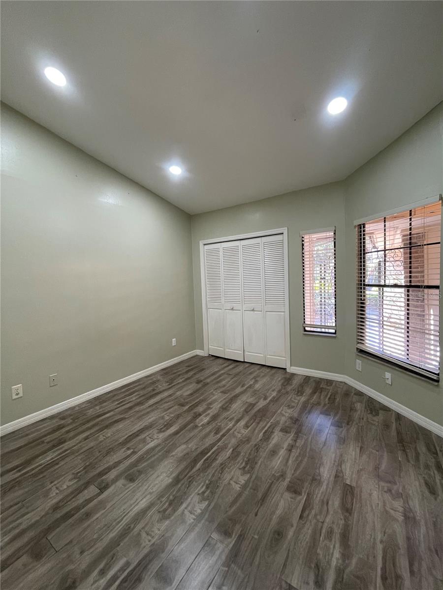 Image 19 of 30 For 7652 Spring Bay Cove 3