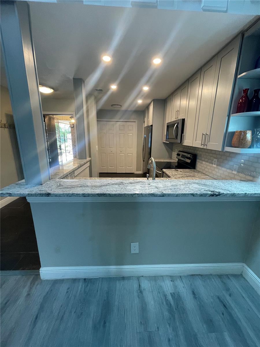 Image 6 of 30 For 7652 Spring Bay Cove 3