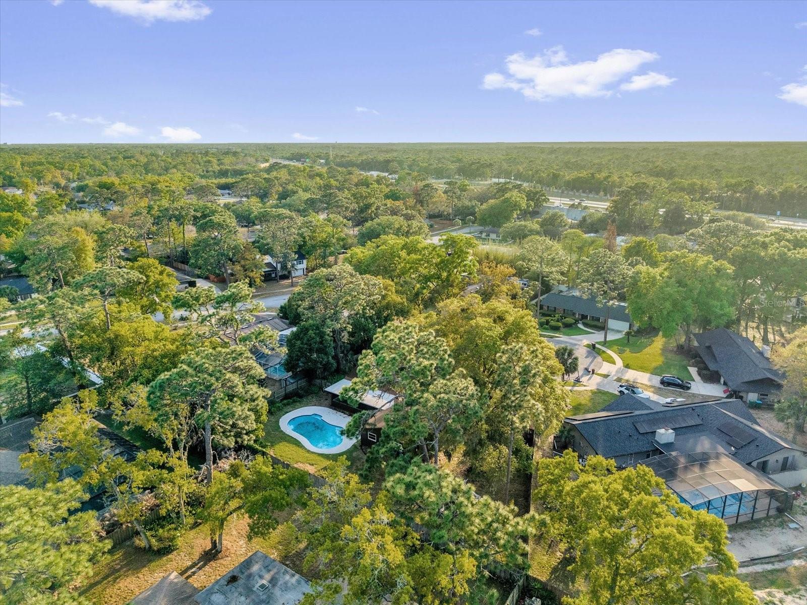 Image 38 of 39 For 2 Hudson Cove