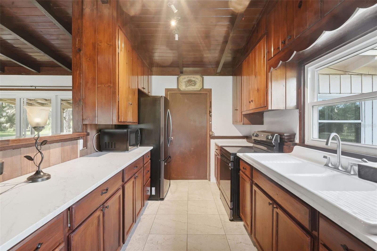 Image 11 of 20 For 530 Stone Island Road