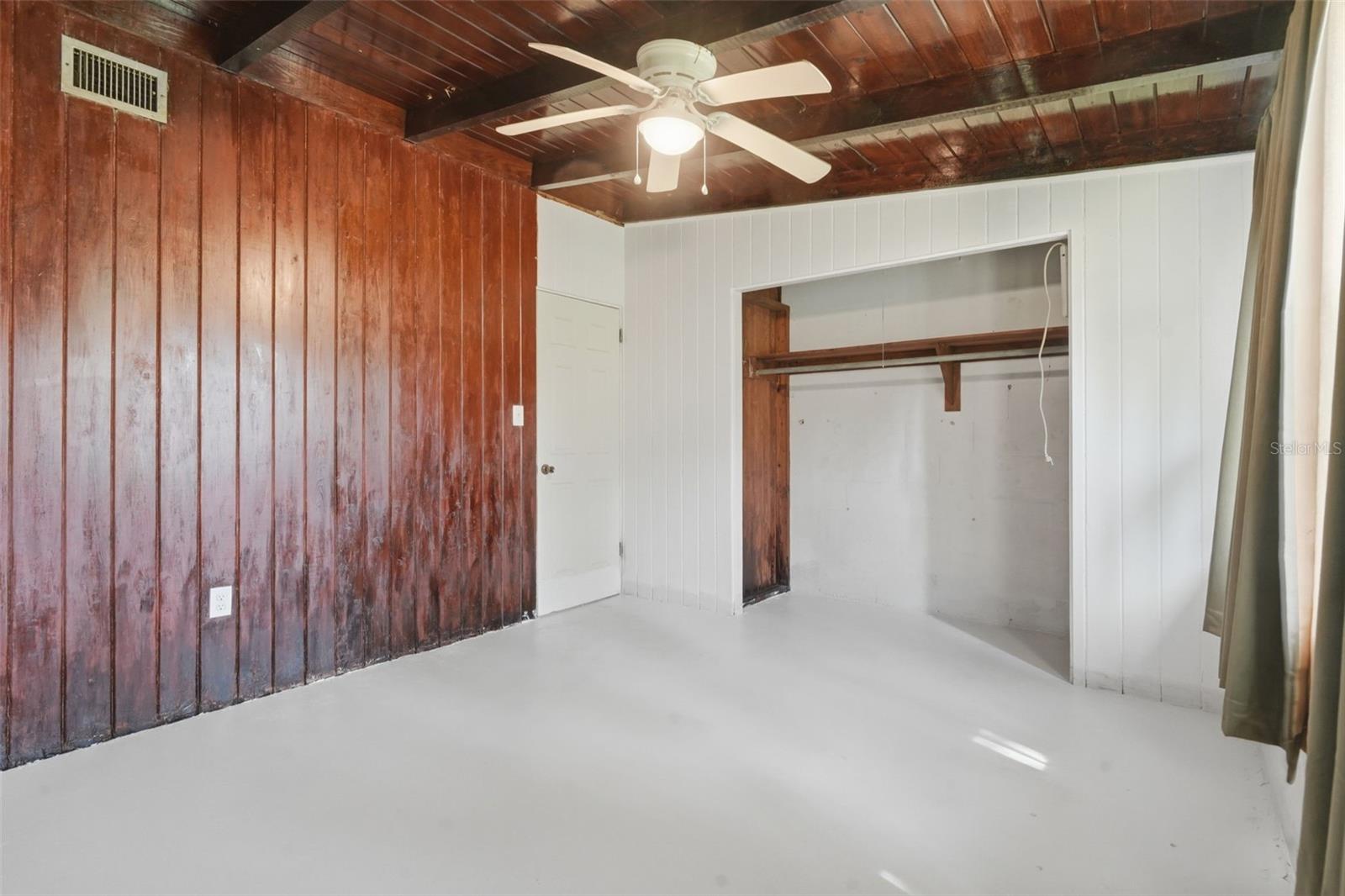 Image 13 of 20 For 530 Stone Island Road