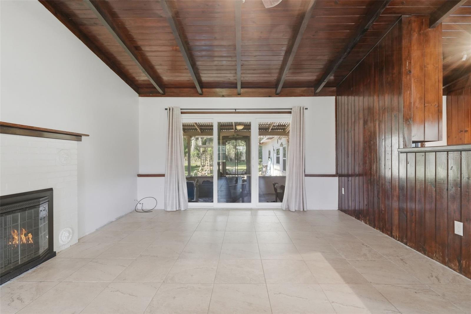 Image 8 of 20 For 530 Stone Island Road