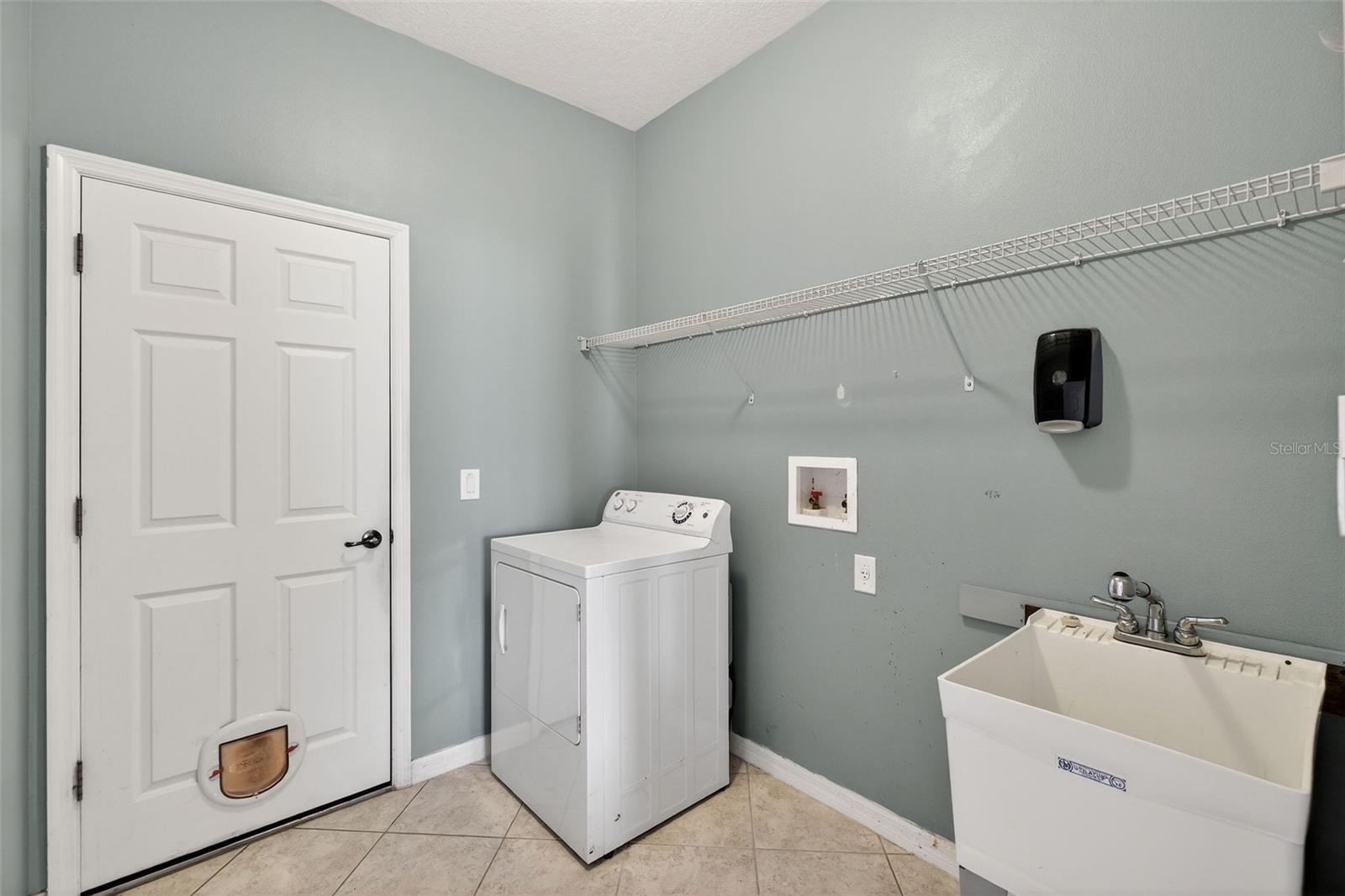 Image 31 of 38 For 1605 Polk Way