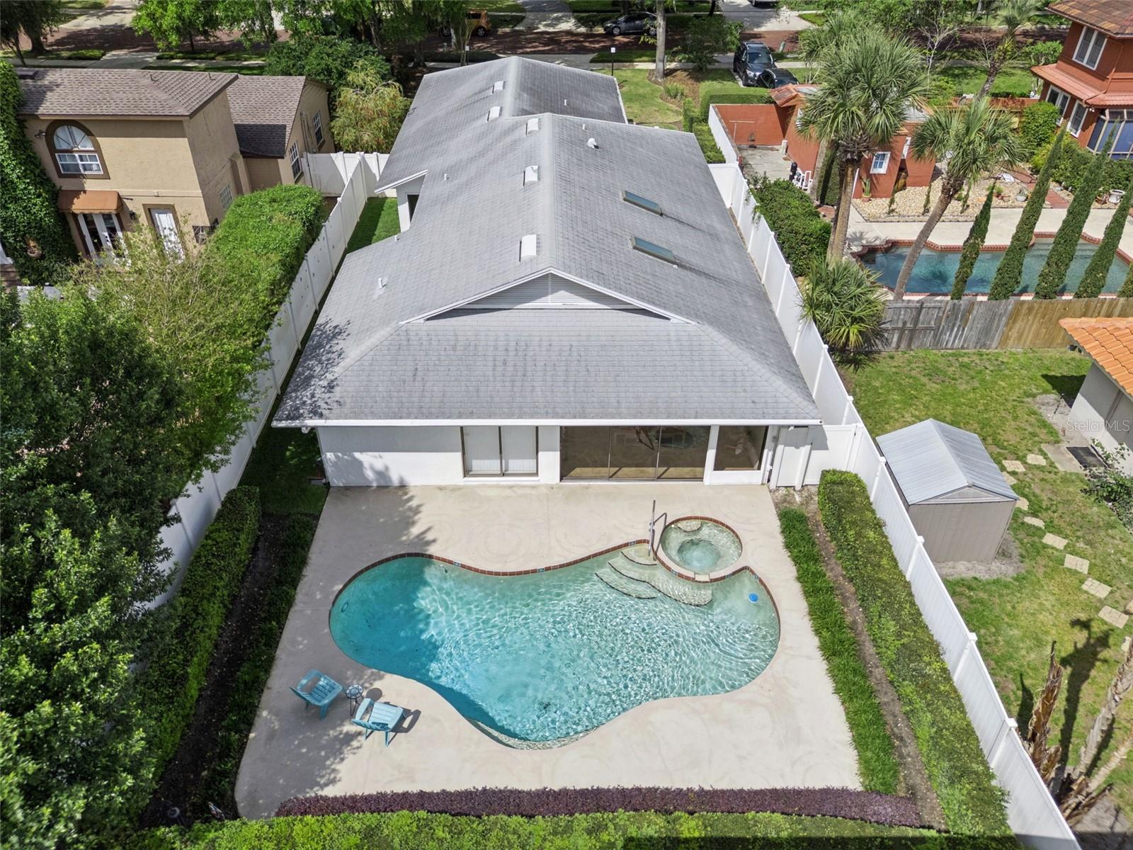 Image 33 of 46 For 250 Cortland Avenue