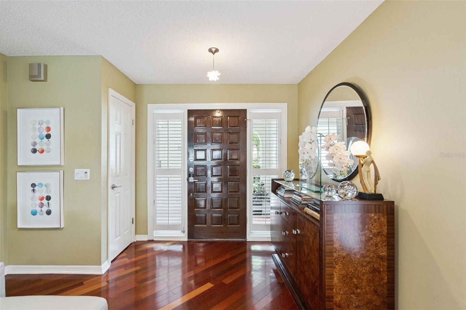 Image 4 of 46 For 250 Cortland Avenue