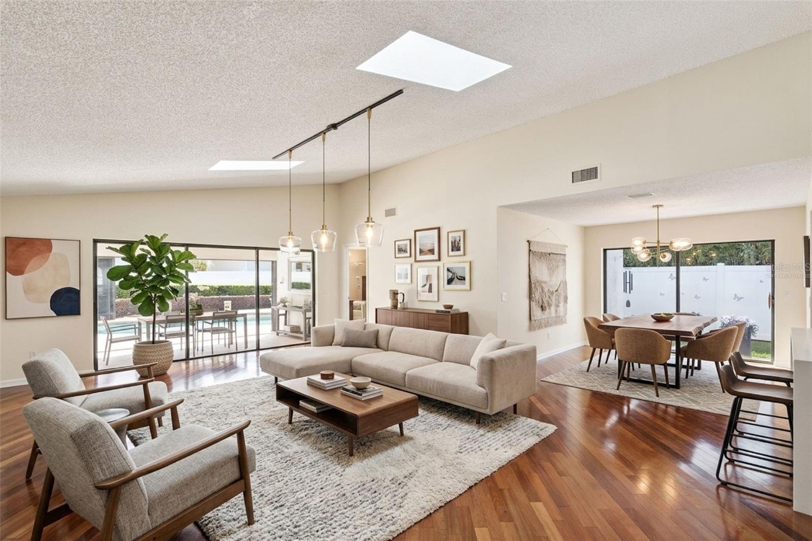 Image 8 of 46 For 250 Cortland Avenue