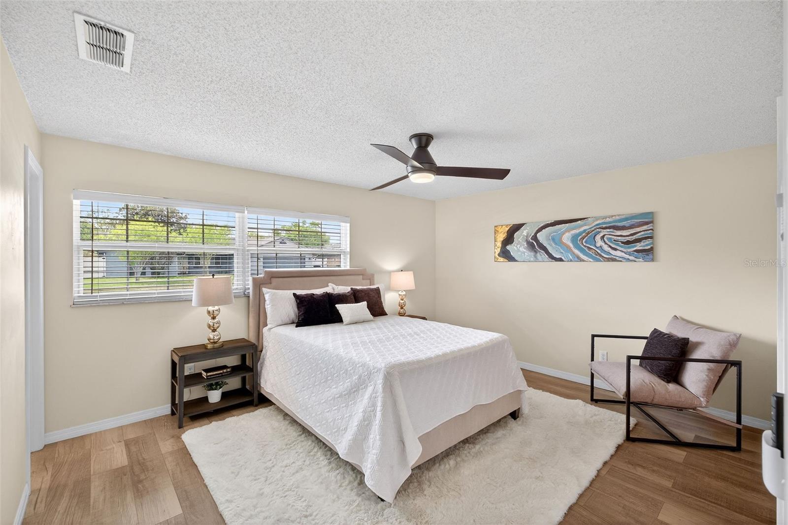 Image 10 of 26 For 1036 Manchester Circle