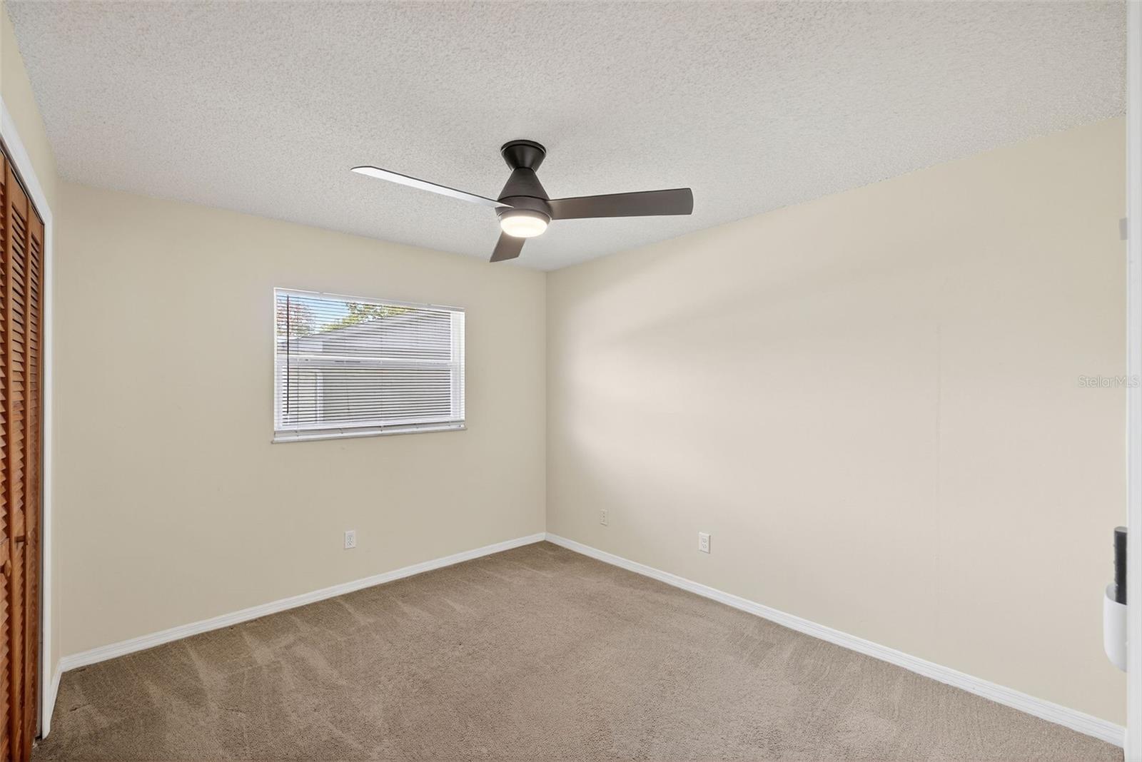 Image 13 of 26 For 1036 Manchester Circle