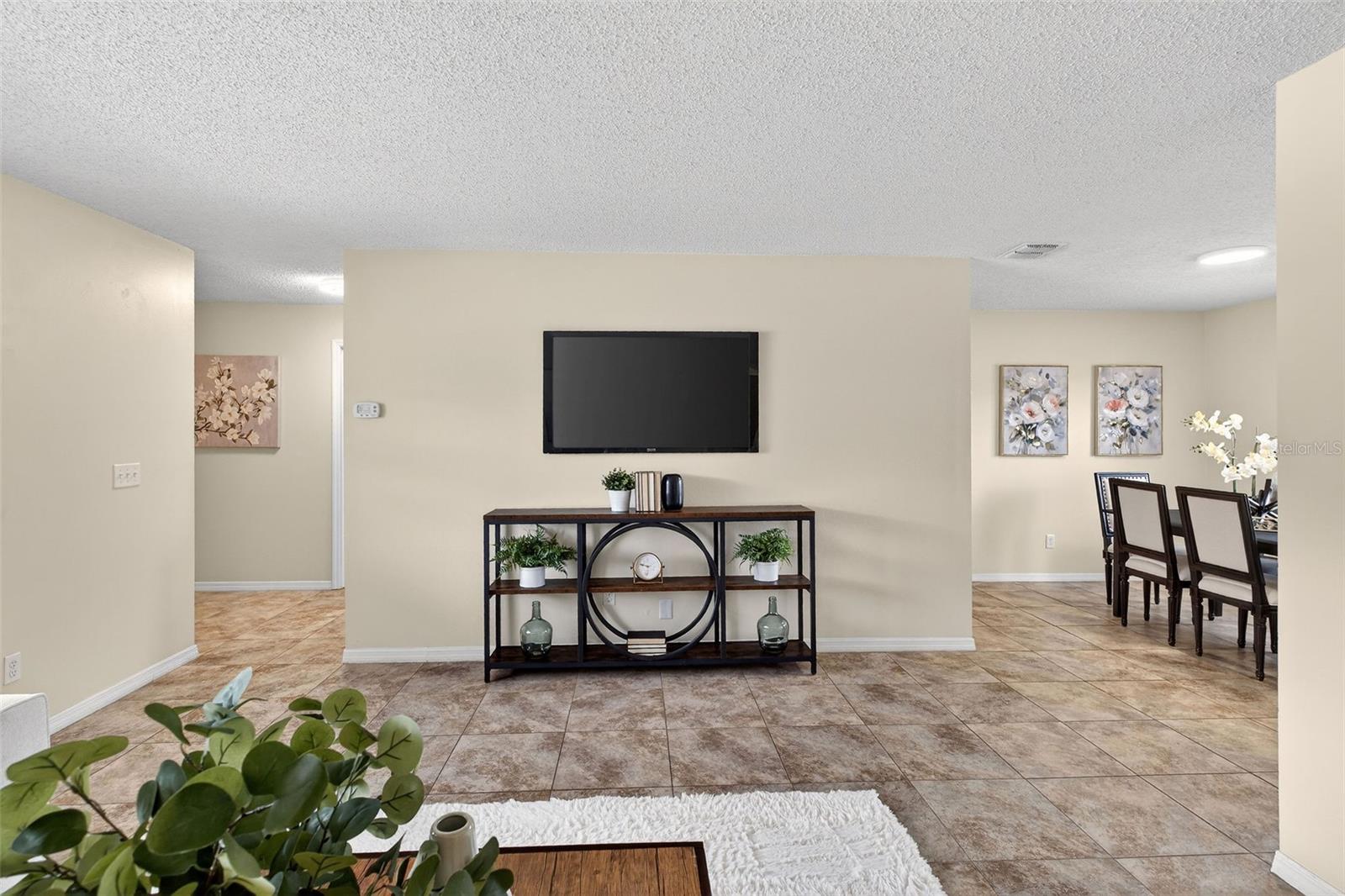 Image 21 of 26 For 1036 Manchester Circle