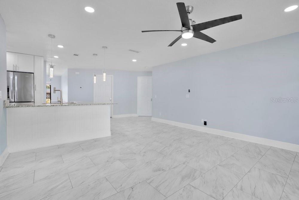 Image 16 of 36 For 3575 Lark Lane