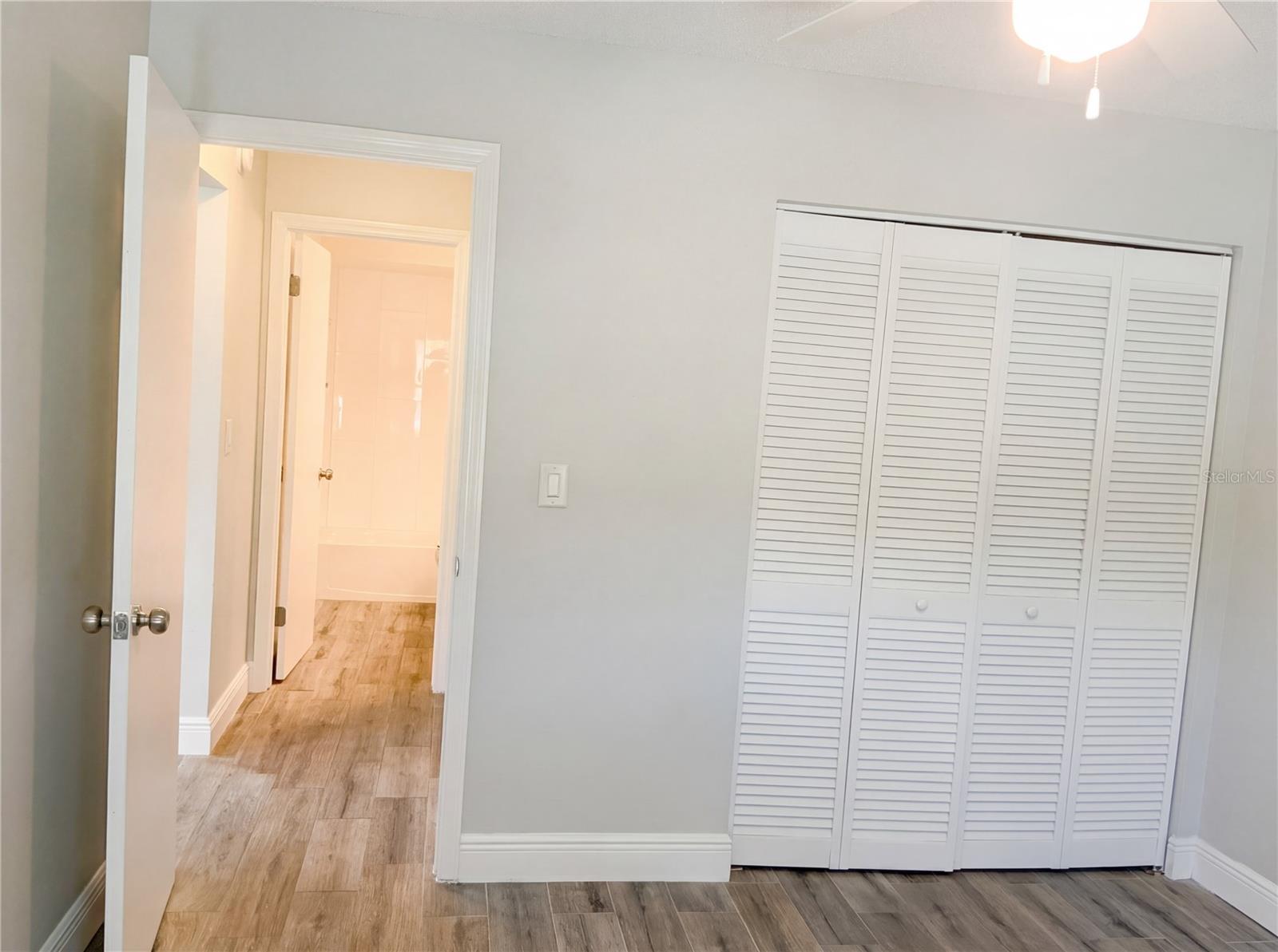 Image 19 of 24 For 444 Hunter Circle