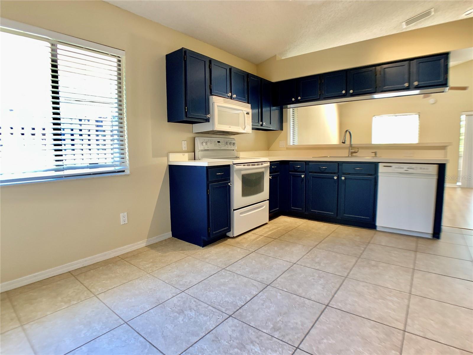 Image 11 of 26 For 295 Morning Glory Drive