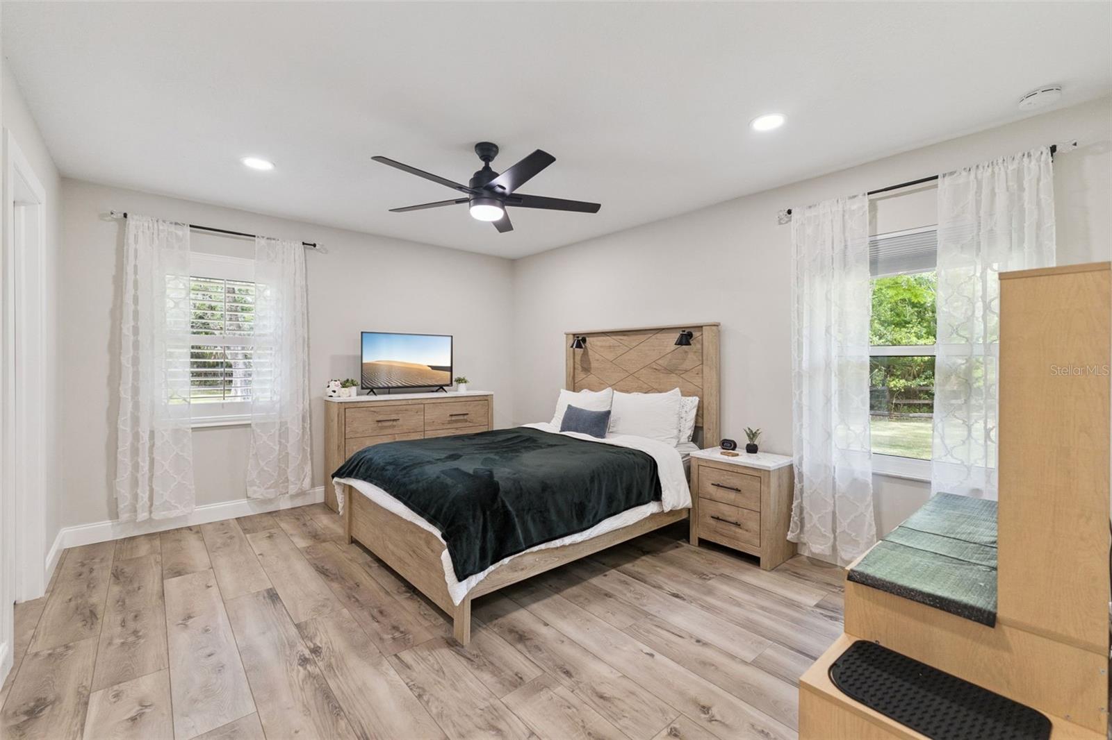 Image 19 of 43 For 1908 Poppy Lane