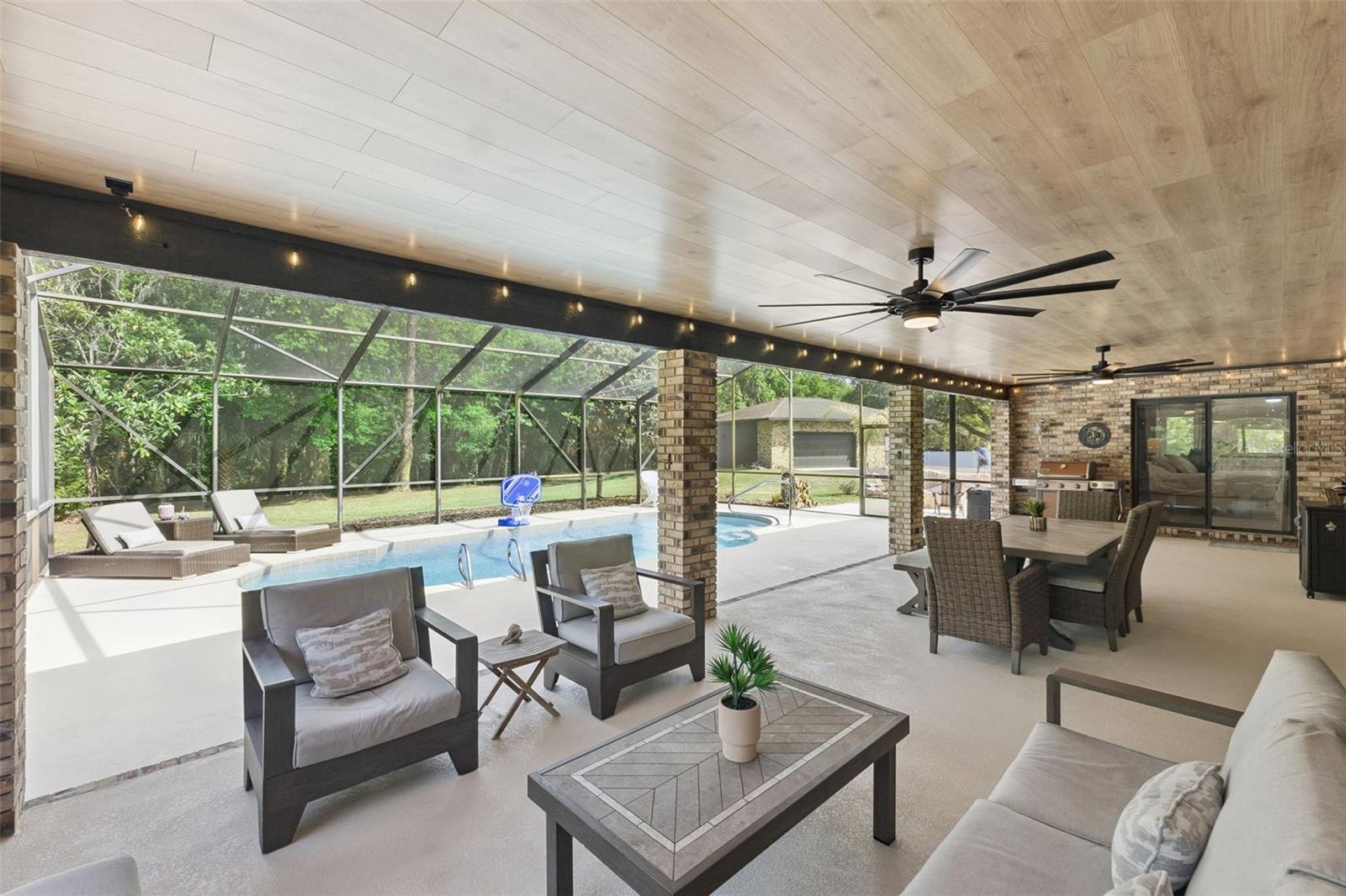 Image 27 of 43 For 1908 Poppy Lane