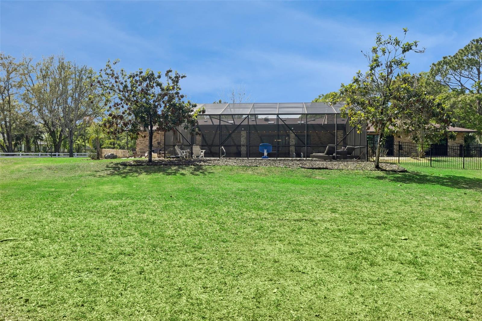 Image 36 of 43 For 1908 Poppy Lane