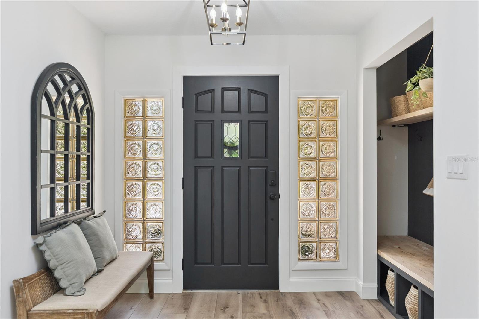 Image 4 of 43 For 1908 Poppy Lane