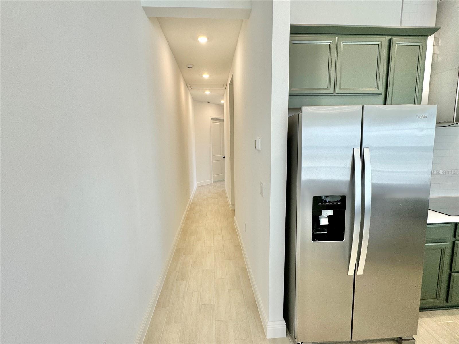 Image 21 of 72 For 9726 Neruda Street