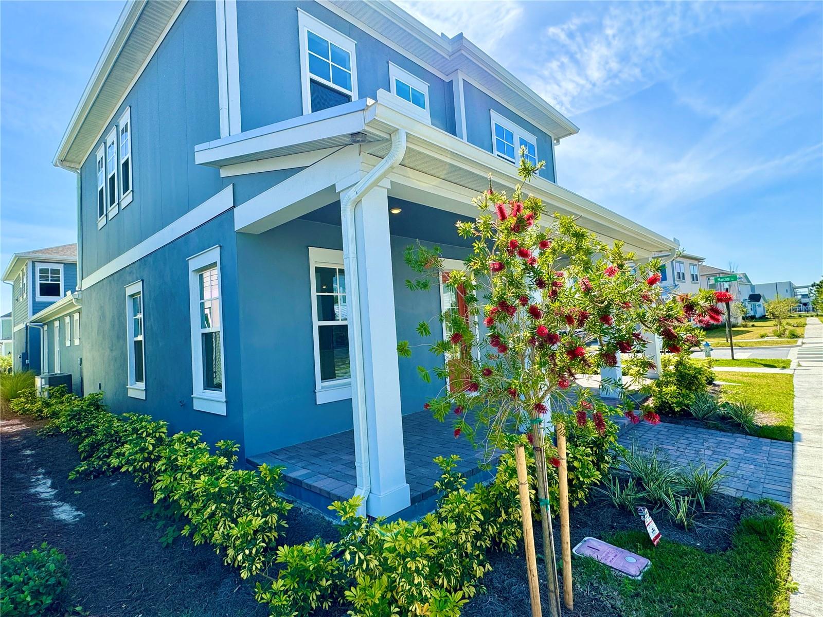 Image 5 of 72 For 9726 Neruda Street