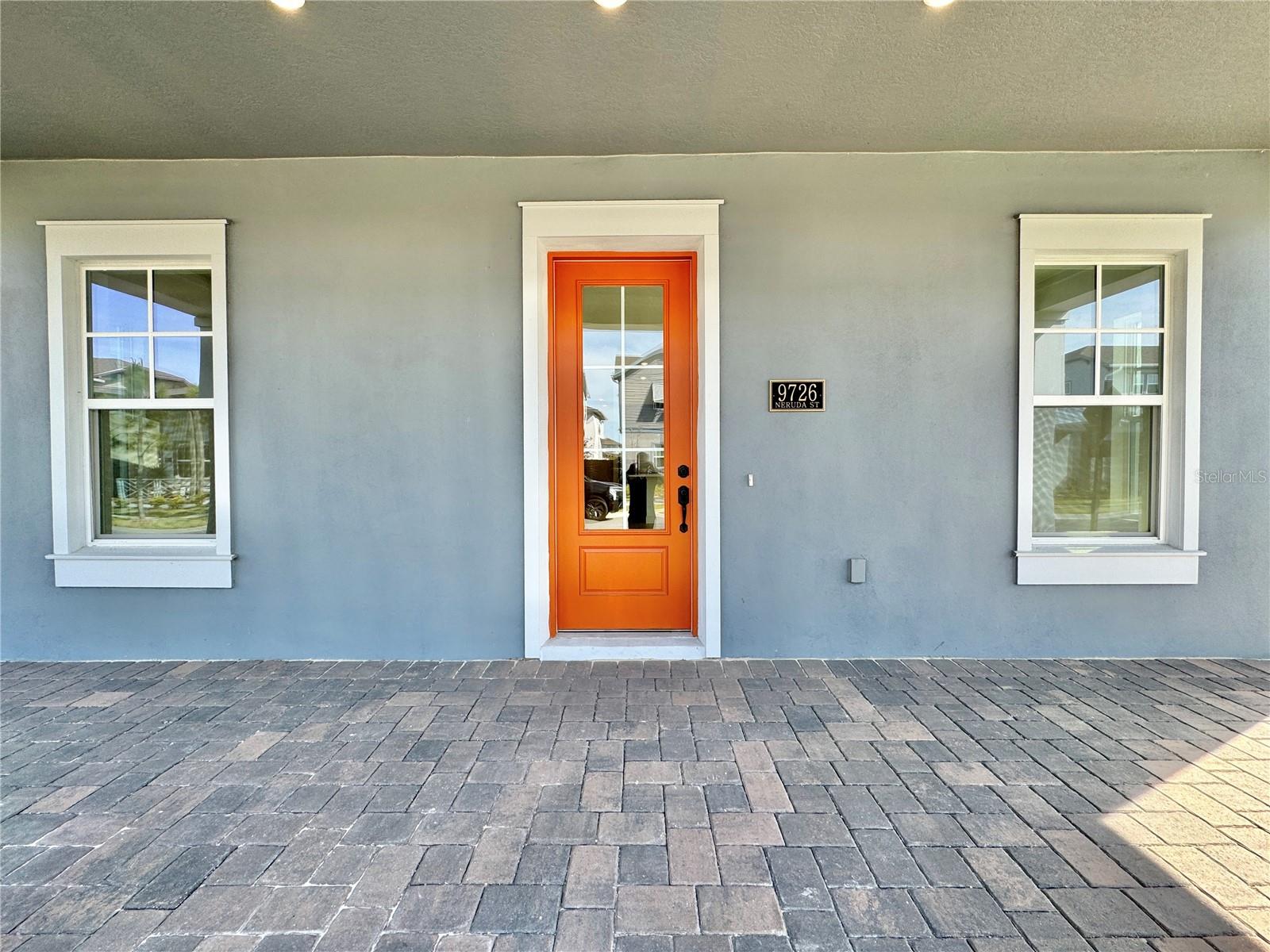 Image 9 of 72 For 9726 Neruda Street