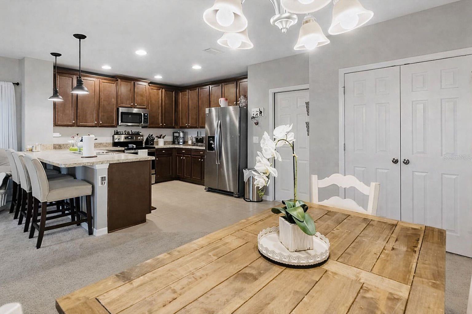 Image 5 of 11 For 9760 Kinmore Drive