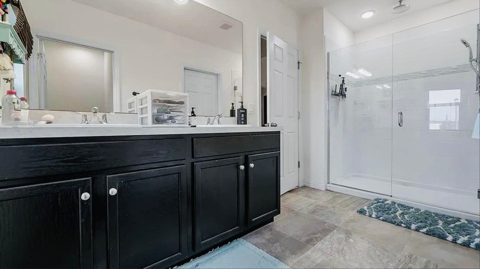 Image 7 of 11 For 9760 Kinmore Drive