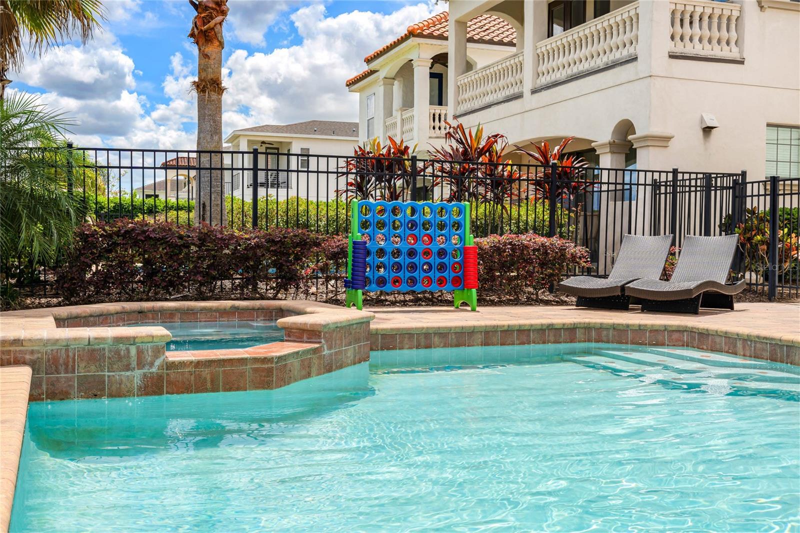 Image 17 of 58 For 1097 Castle Pines Court