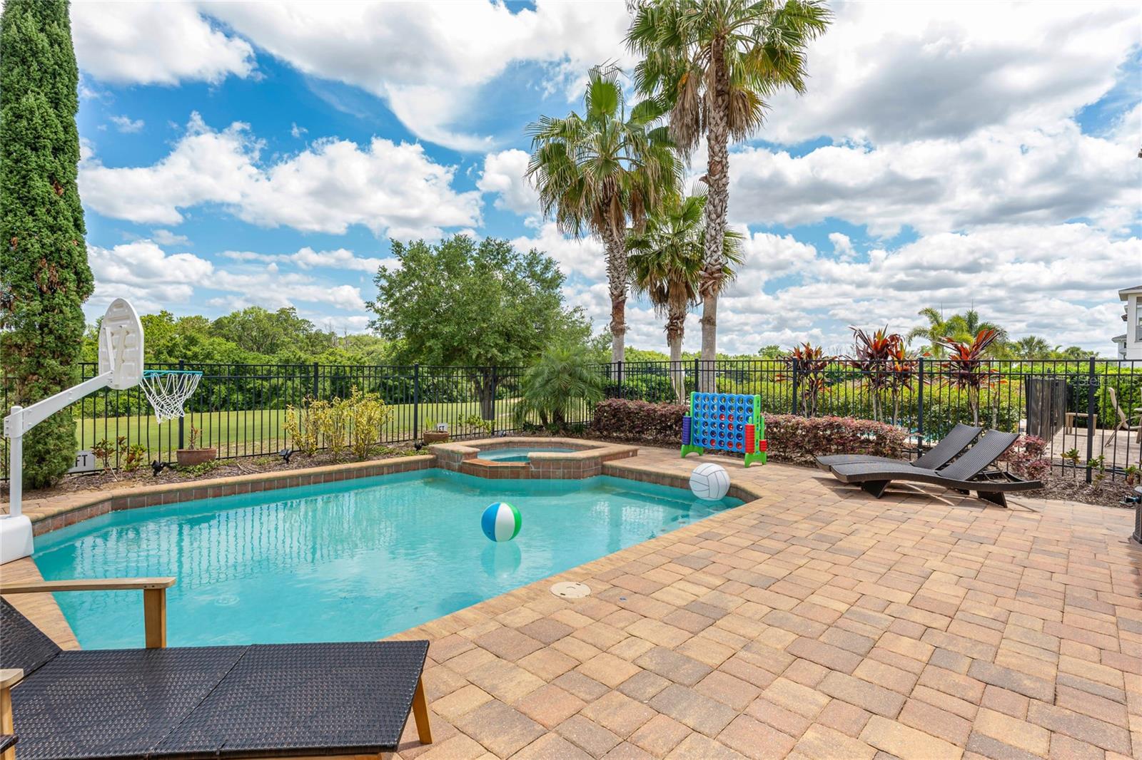 Image 23 of 58 For 1097 Castle Pines Court