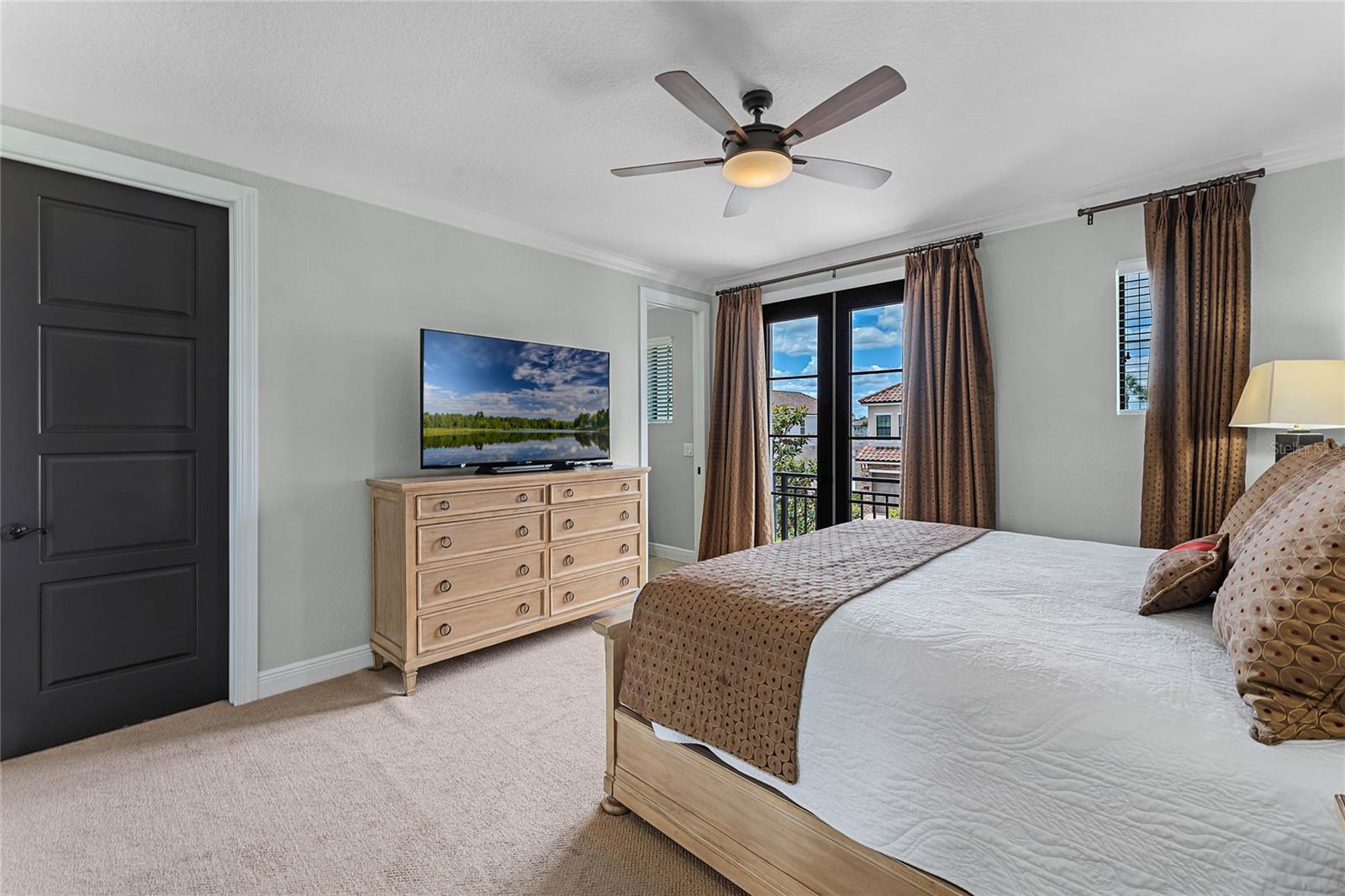 Image 35 of 58 For 1097 Castle Pines Court