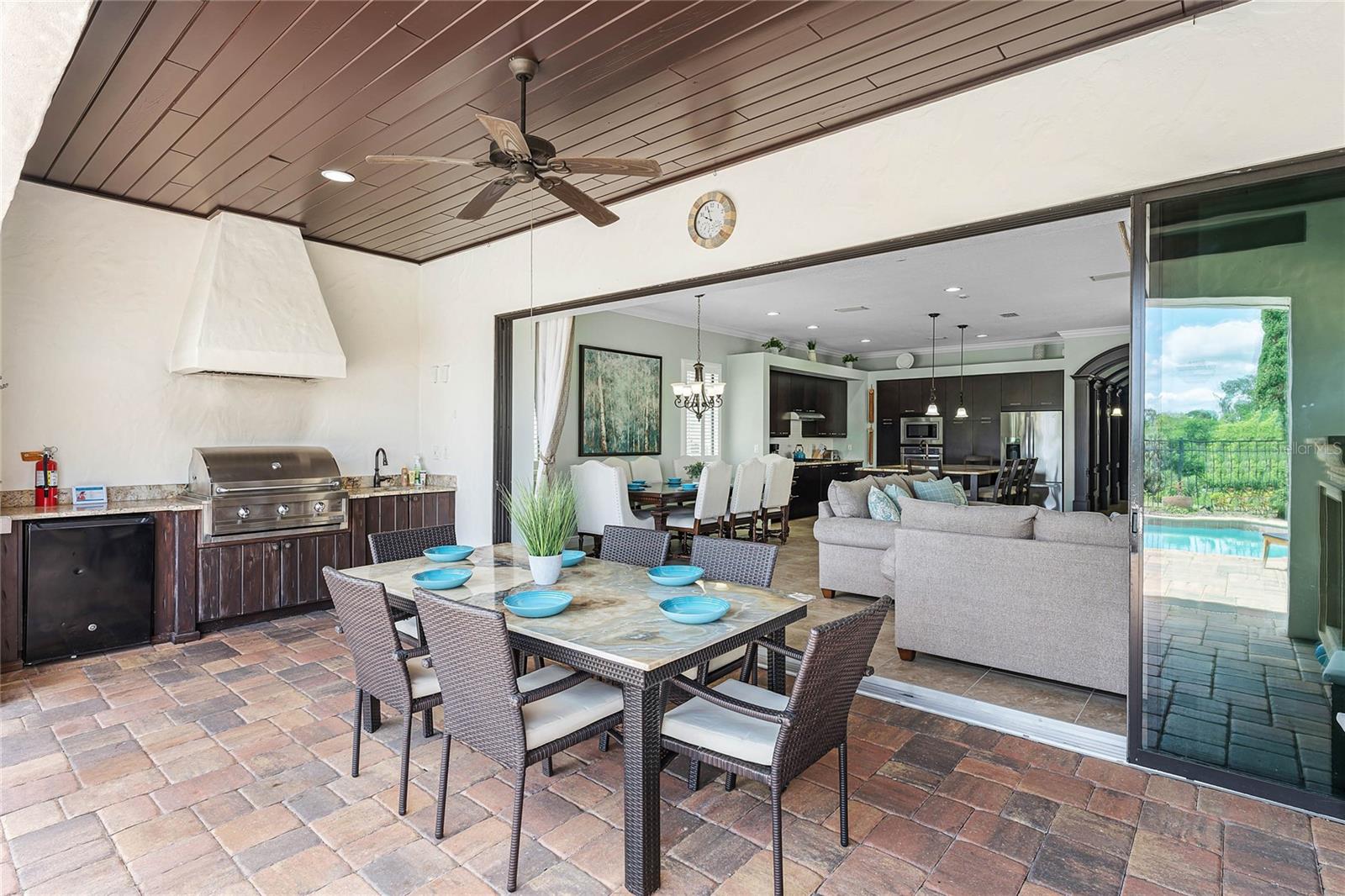 Image 39 of 58 For 1097 Castle Pines Court