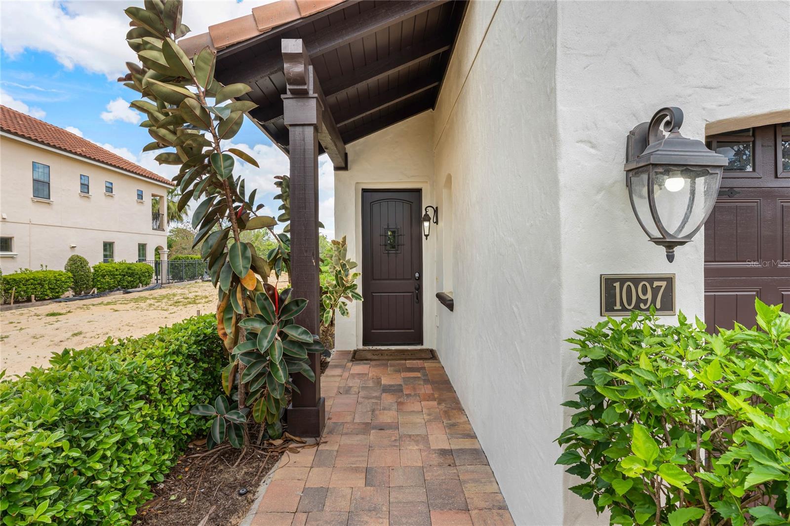 Image 8 of 58 For 1097 Castle Pines Court