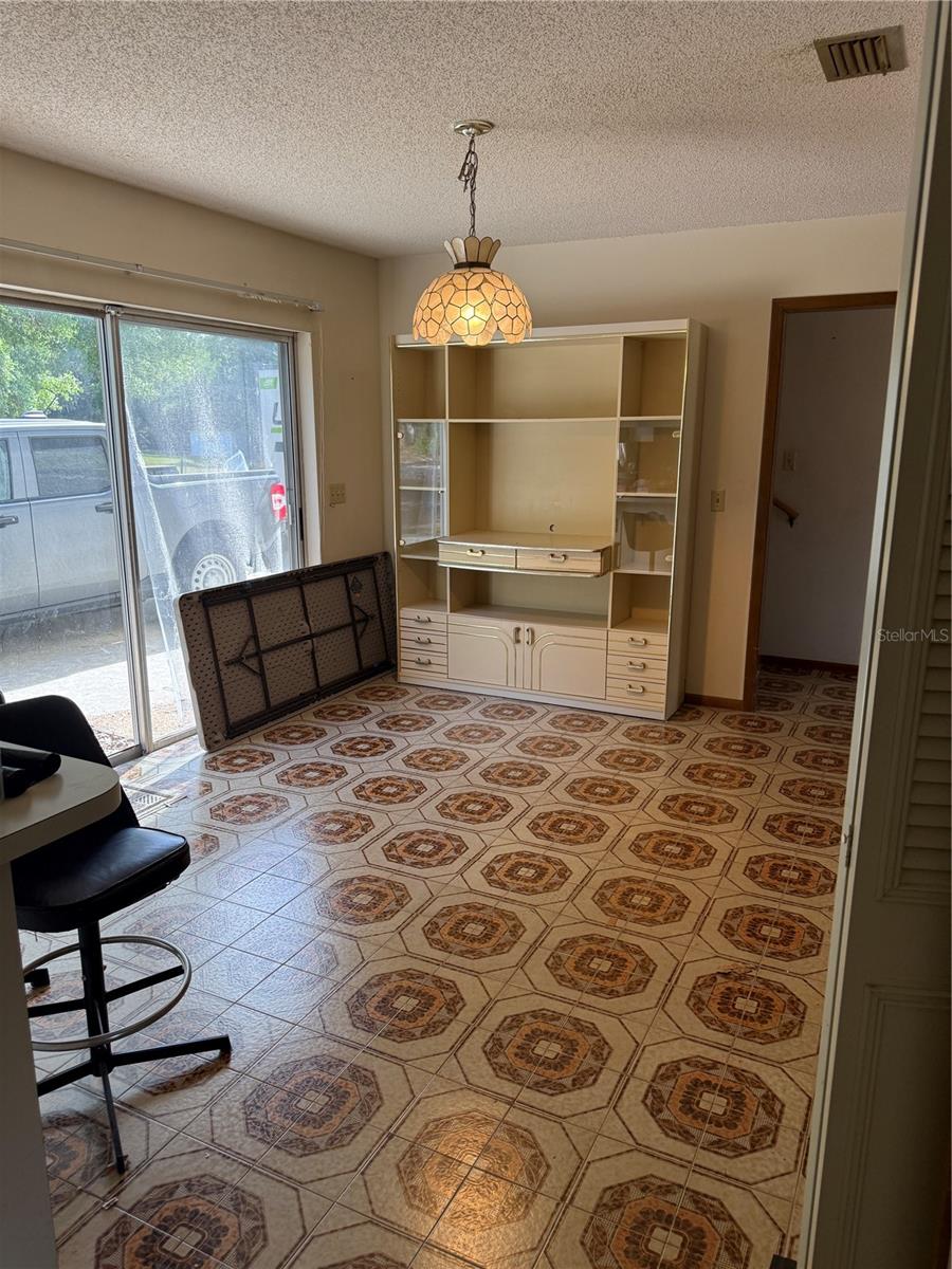 Image 2 of 15 For 620 Stallion Court