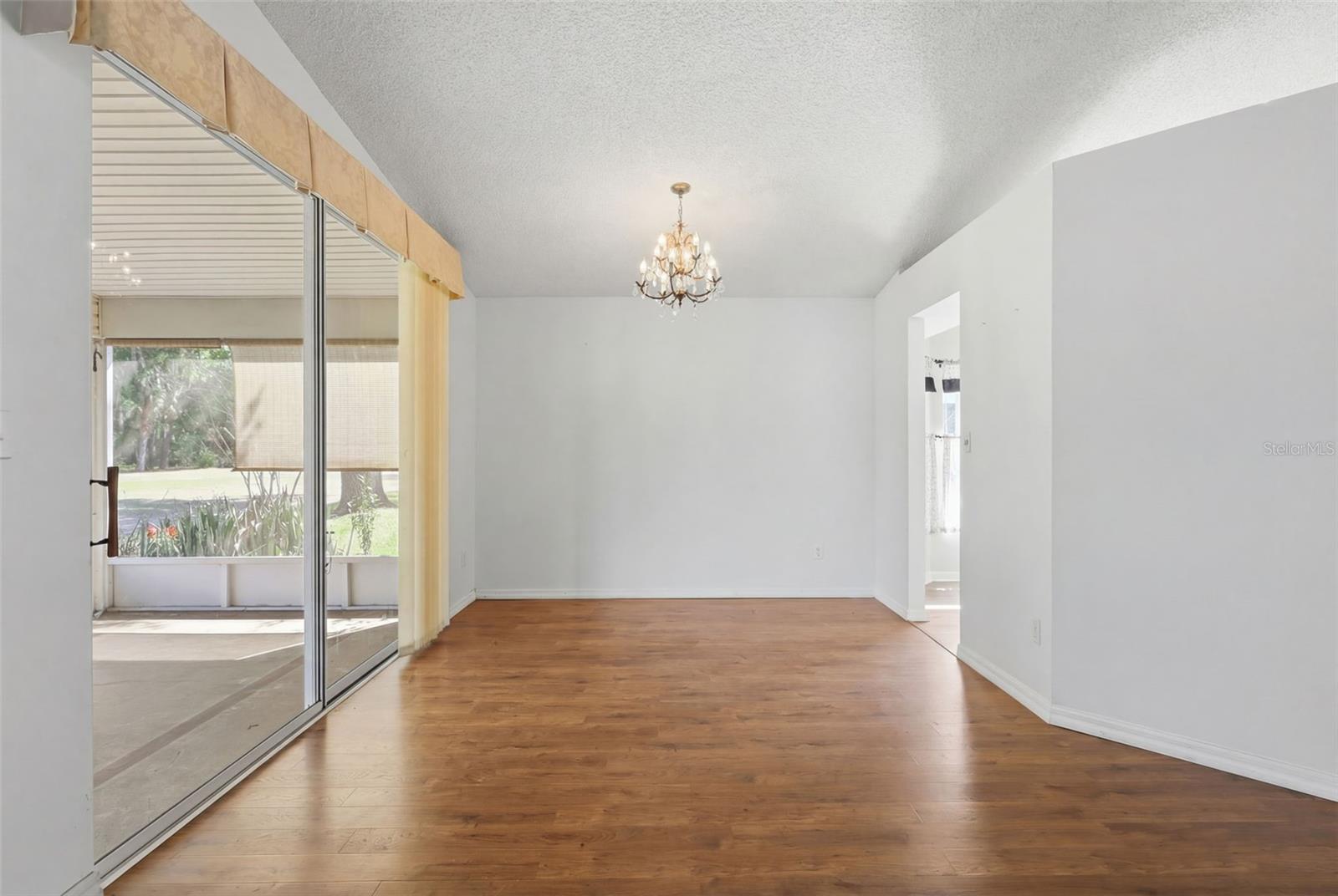 Image 9 of 56 For 4644 River Ridge Drive