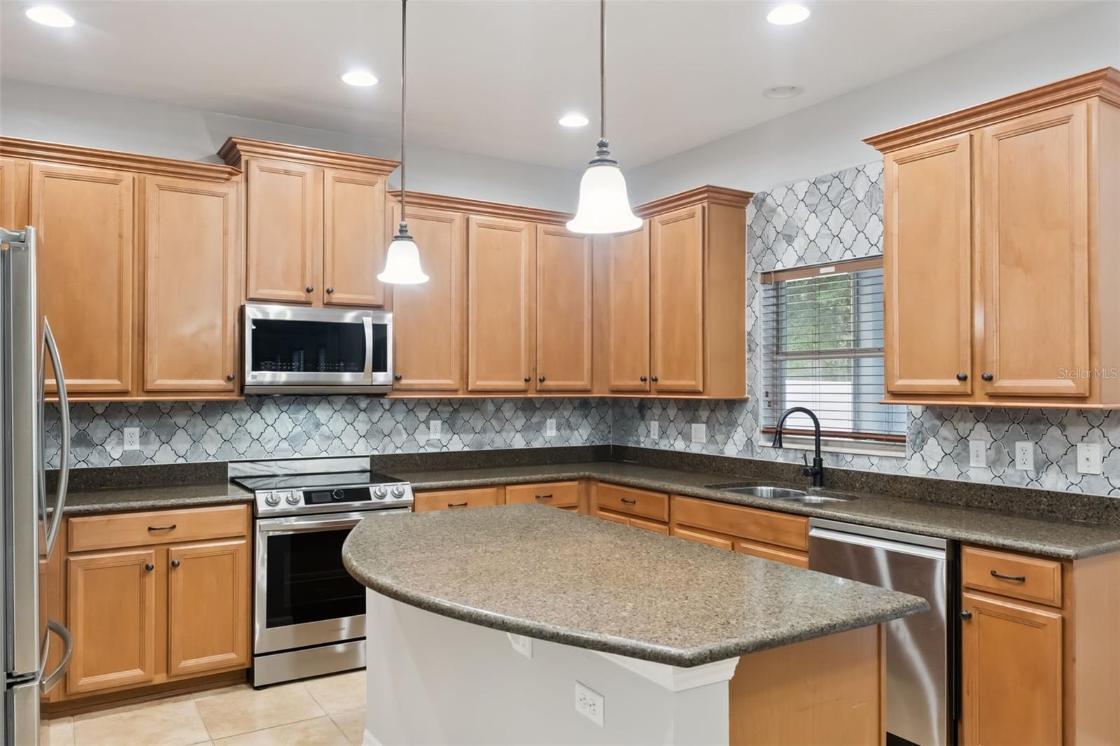 Image 10 of 82 For 2319 Carnation Hill Court