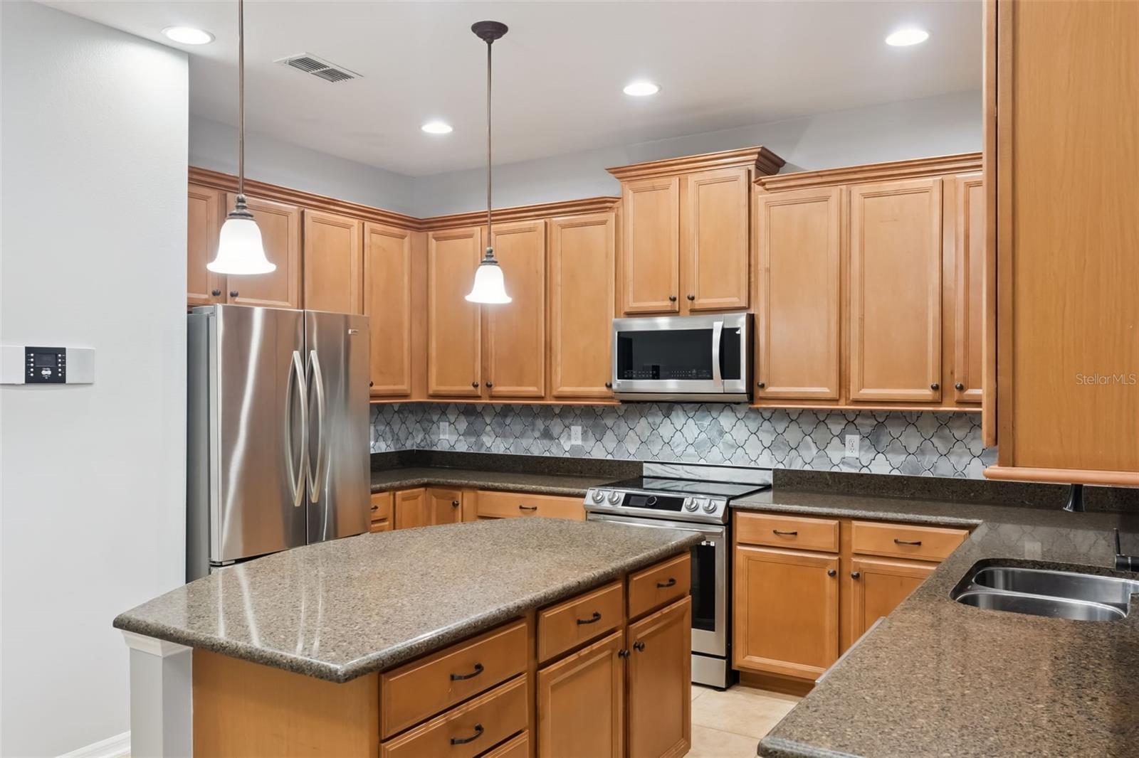 Image 11 of 82 For 2319 Carnation Hill Court