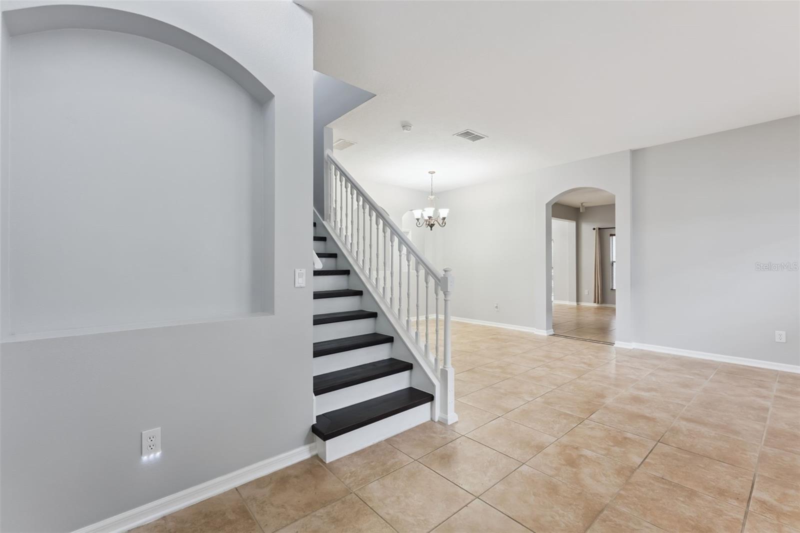 Image 13 of 82 For 2319 Carnation Hill Court