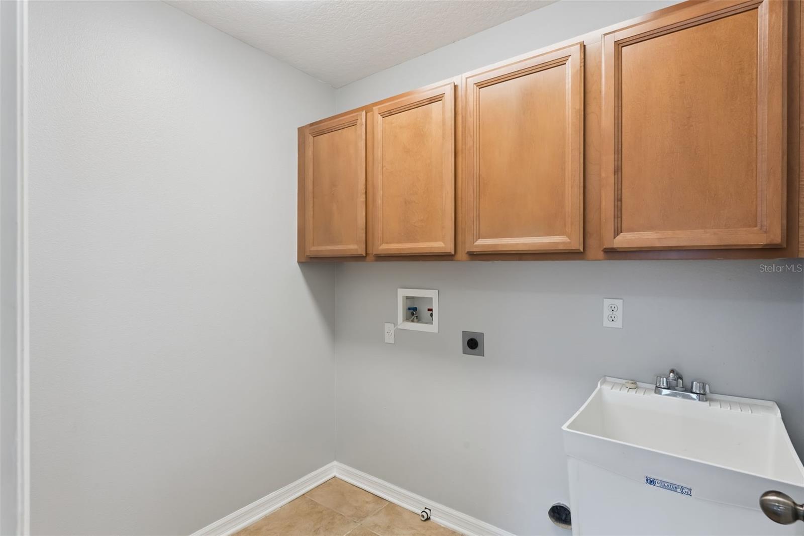 Image 35 of 82 For 2319 Carnation Hill Court