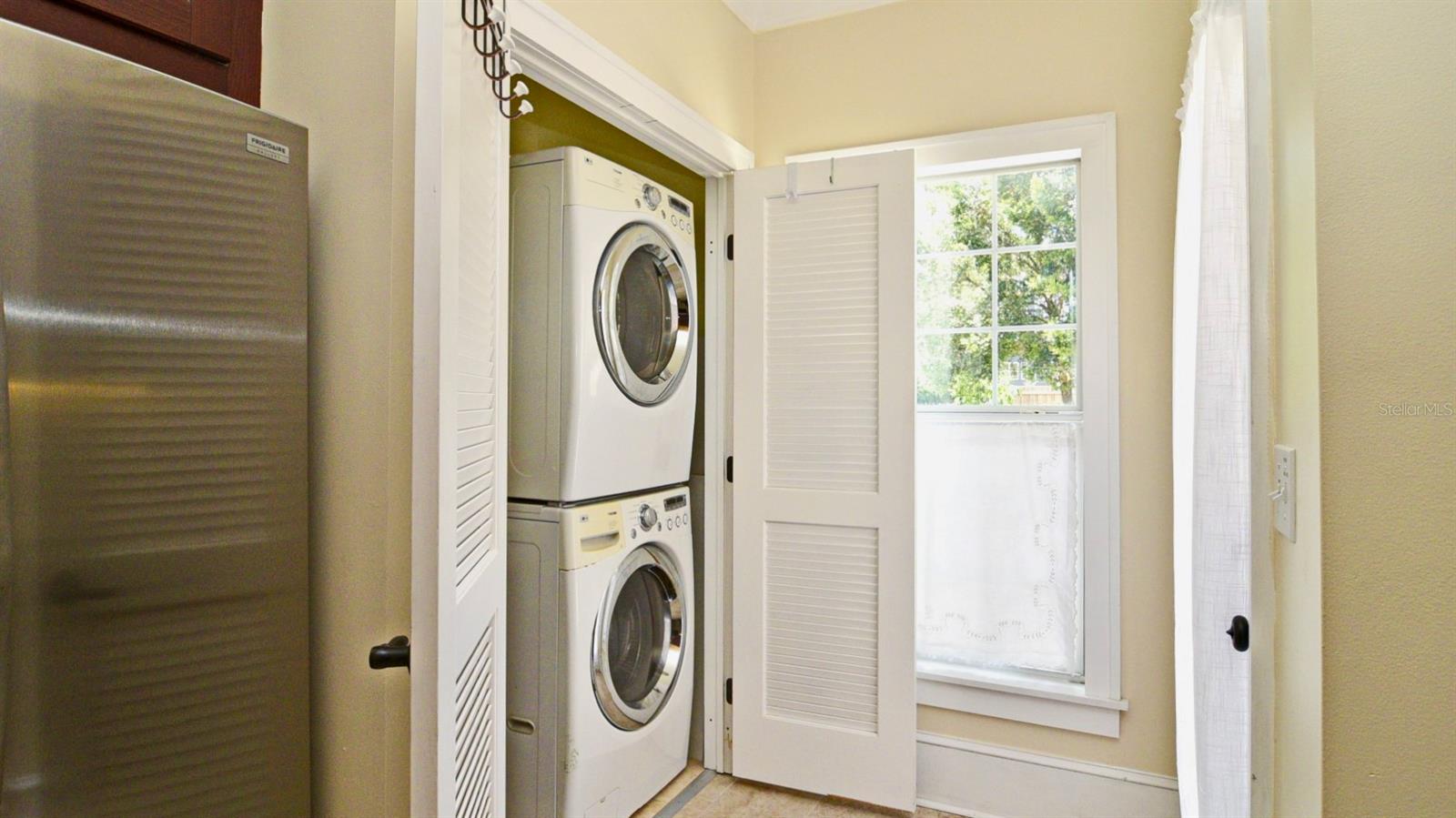 Image 14 of 42 For 1620 Park Lake Street