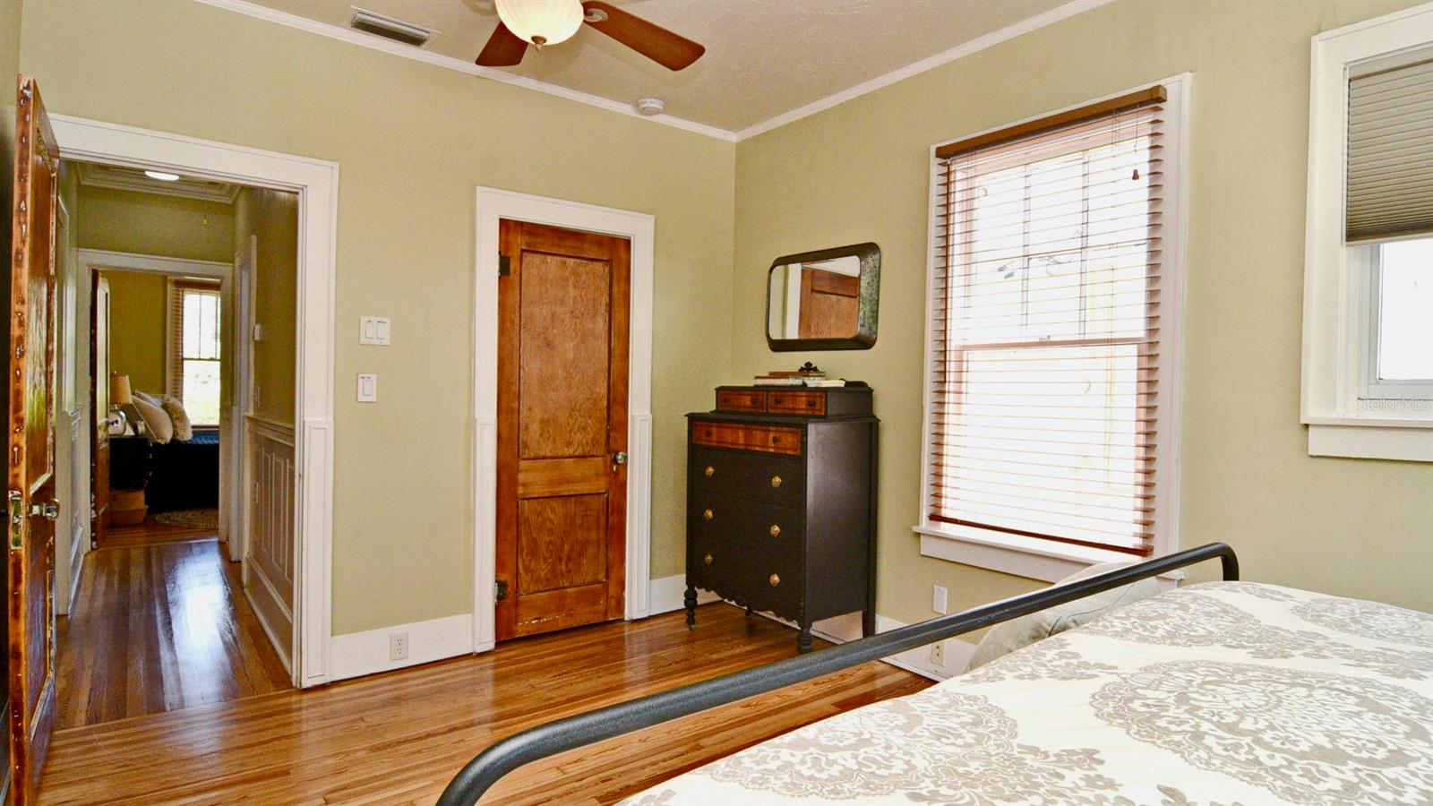 Image 18 of 42 For 1620 Park Lake Street