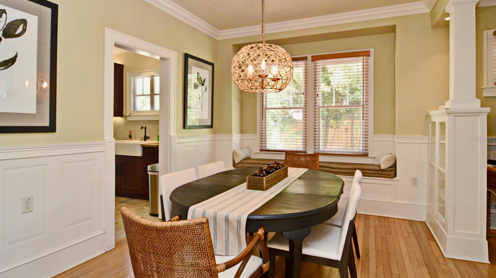 Image 7 of 42 For 1620 Park Lake Street