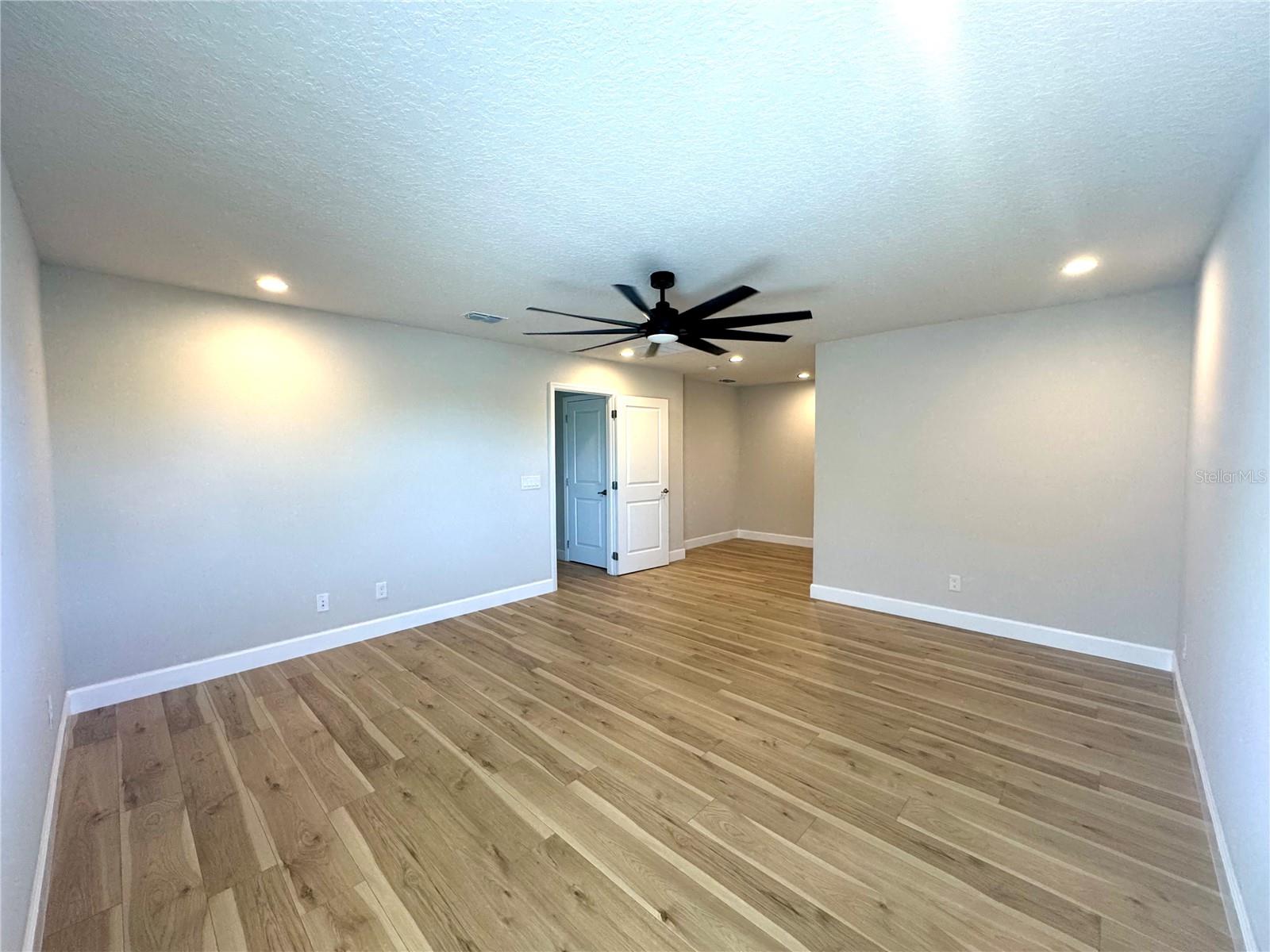 Image 15 of 44 For 3615 Voyager Lane