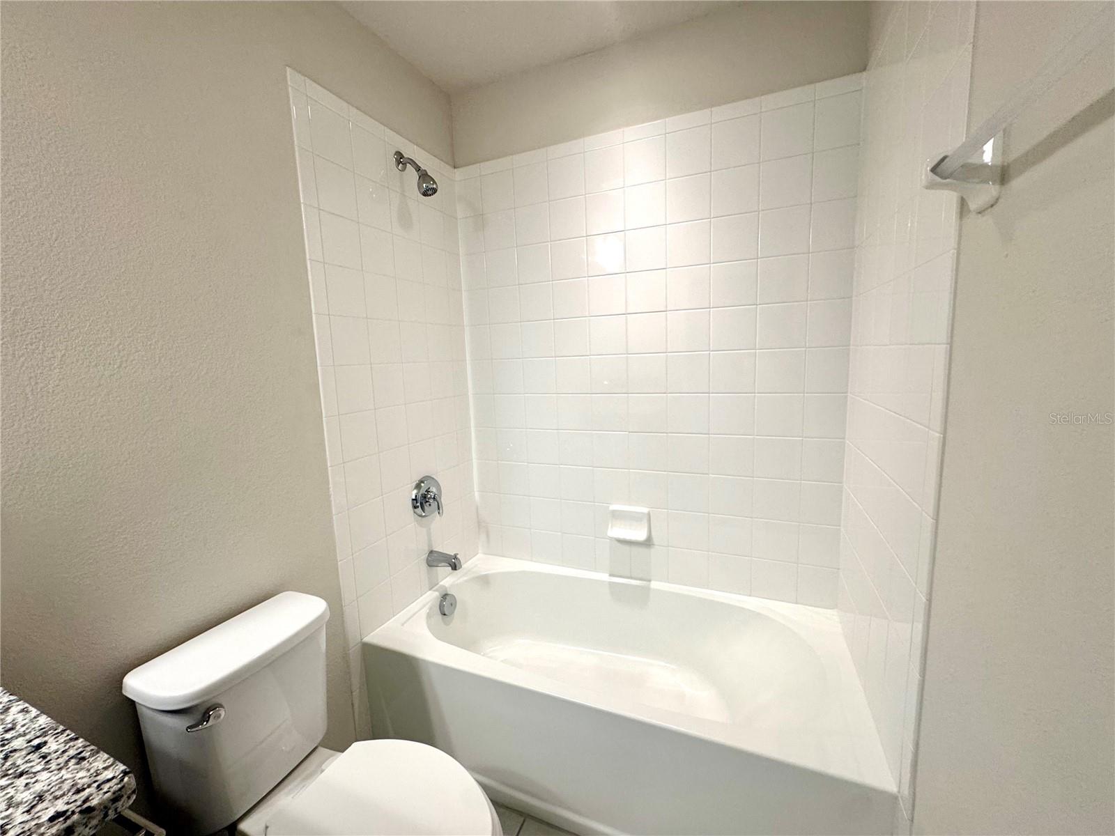 Image 19 of 44 For 3615 Voyager Lane