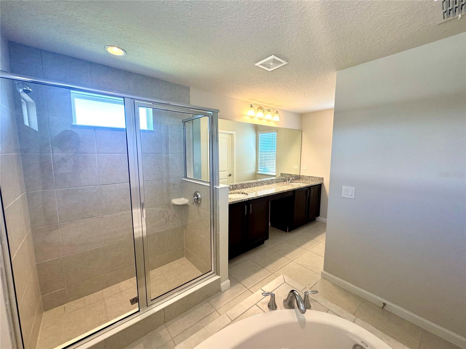 Image 30 of 44 For 3615 Voyager Lane