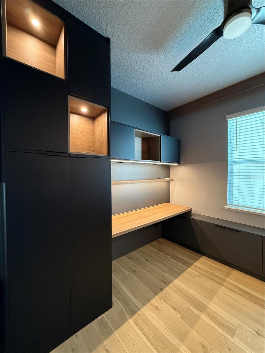 Image 33 of 44 For 3615 Voyager Lane