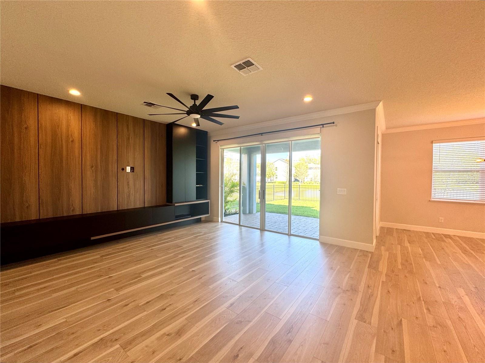 Image 4 of 44 For 3615 Voyager Lane