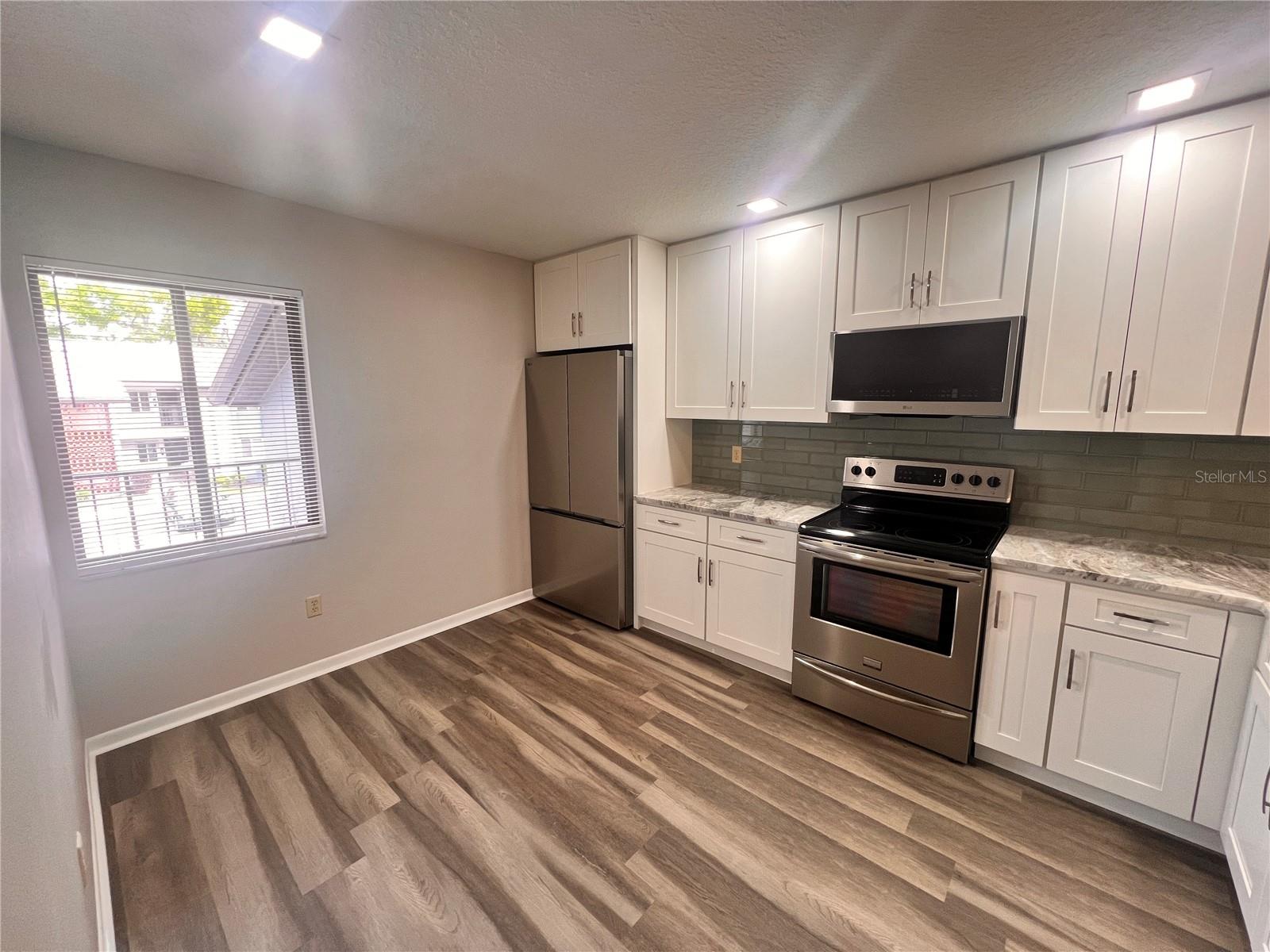 Image 3 of 30 For 17 Escondido Circle 239